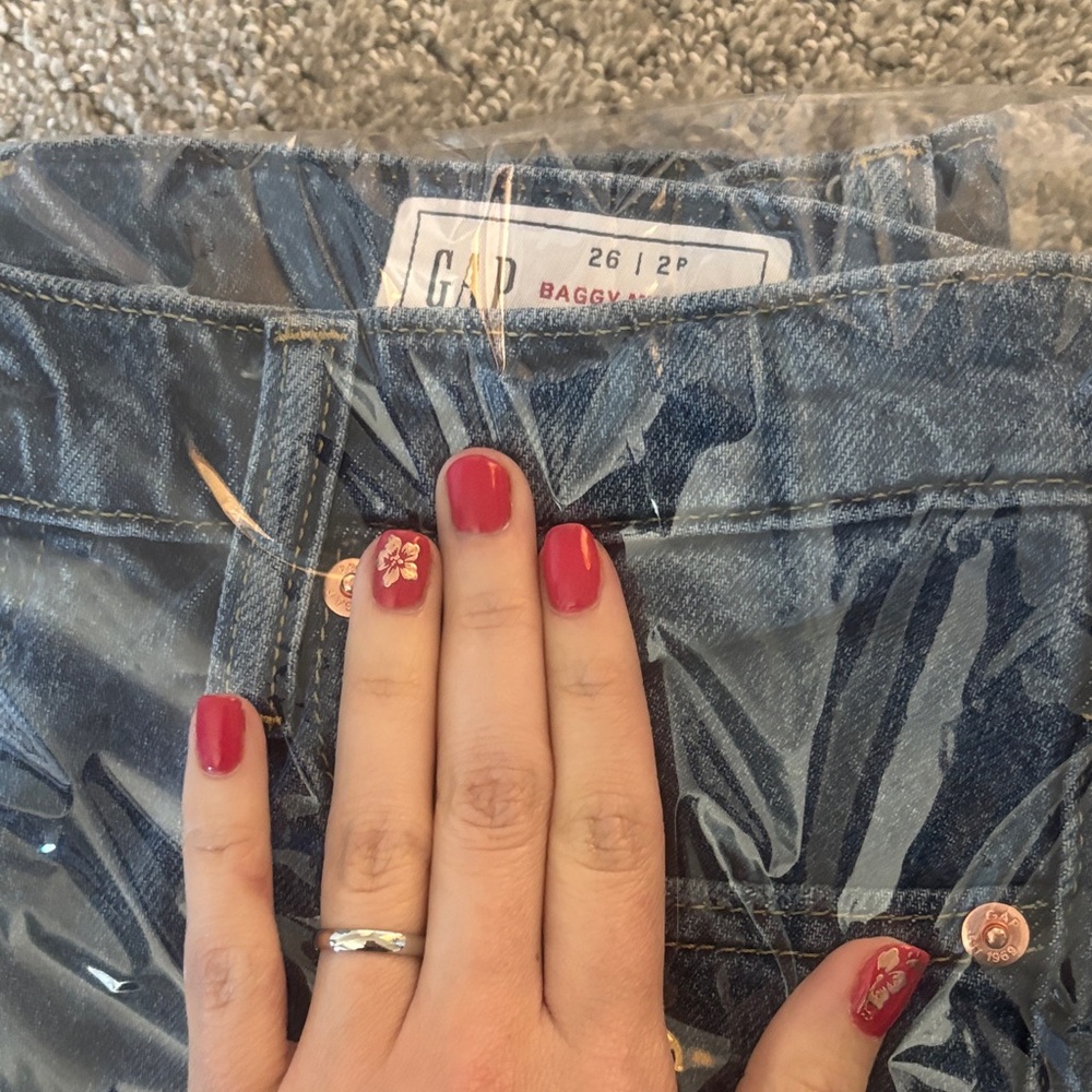 GAP | Baggy Mid-Rise Blue Wide-Leg Distressed Jeans | Size 26/2P - Picture 7 of 10